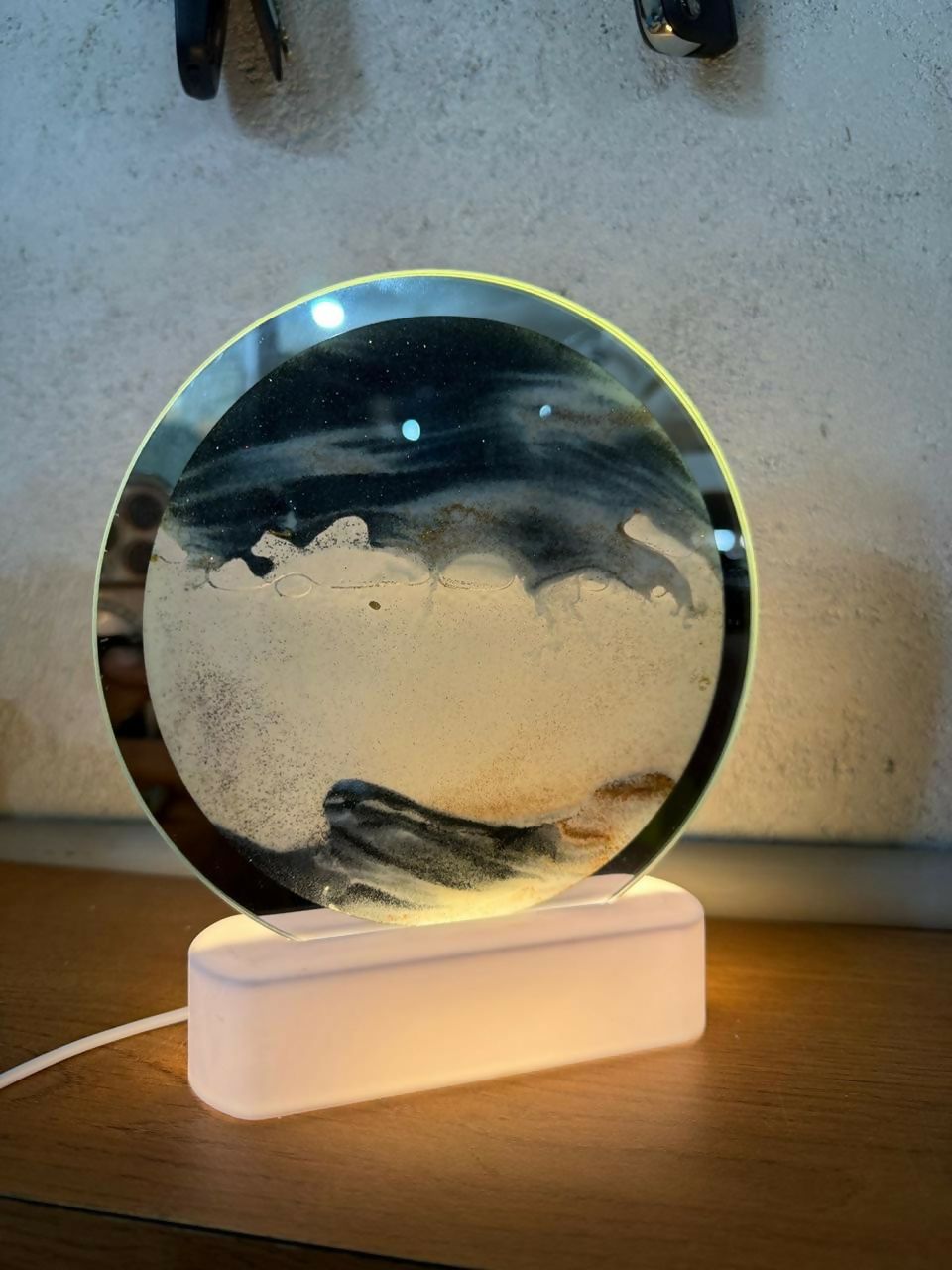 Round Sand Art LED Table Lamp Decorative Night Light (Color may vary)